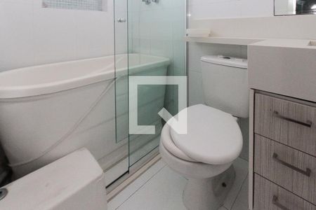 Casa à venda com 143m², 3 quartos e 2 vagas Casa à venda com 143m², 3 quartos e 2 vagasBanheiro de Suite