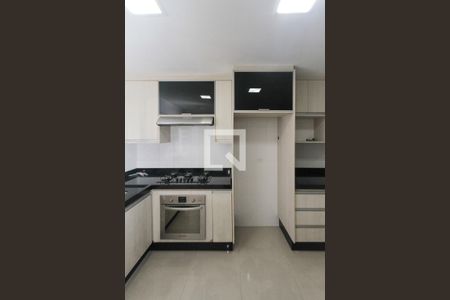 Casa à venda com 143m², 3 quartos e 2 vagas Casa à venda com 143m², 3 quartos e 2 vagasCozinha