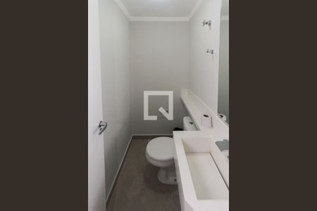 Casa à venda com 143m², 3 quartos e 2 vagas Casa à venda com 143m², 3 quartos e 2 vagasLavabo