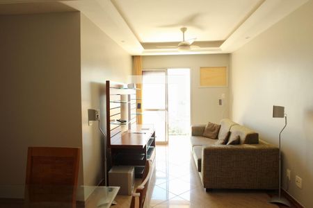 Sala de apartamento à venda com 3 quartos, 76m² em Lins de Vasconcelos, Rio de Janeiro