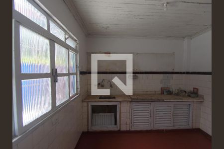 Casa à venda com 254m², 3 quartos e 3 vagasCozinha