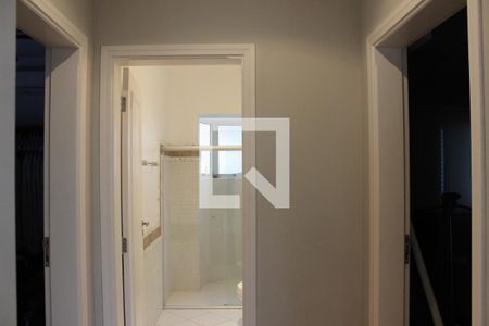 Casa de condomínio à venda com 1000m², 5 quartos e 6 vagasEntrada dos Quartos de Hospede