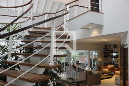 Casa de condomínio à venda com 1000m², 5 quartos e 6 vagasHall de entrada