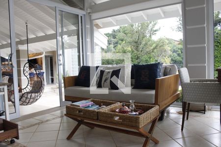 Casa de condomínio à venda com 1000m², 5 quartos e 6 vagasSala da Varanda