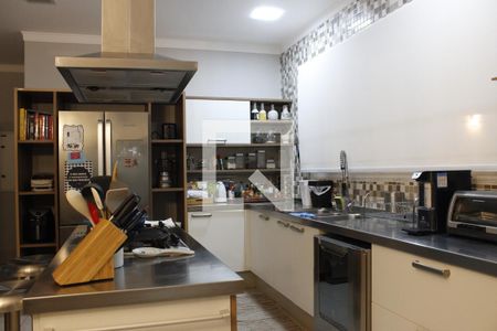 Casa de condomínio à venda com 1000m², 5 quartos e 6 vagasCozinha