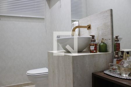 Casa de condomínio à venda com 1000m², 5 quartos e 6 vagasLavabo