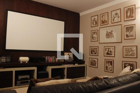 Casa de condomínio à venda com 1000m², 5 quartos e 6 vagasHome Theatre 