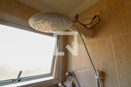 Casa à venda com 170m², 3 quartos e 2 vagas Casa à venda com 170m², 3 quartos e 2 vagasBanheiro social