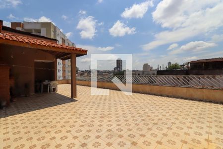 Casa à venda com 170m², 3 quartos e 2 vagas Casa à venda com 170m², 3 quartos e 2 vagasTerraço