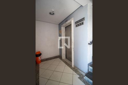 Apartamento à venda com 57m², 2 quartos e 1 vaga Apartamento à venda com 57m², 2 quartos e 1 vagaHall de entrada