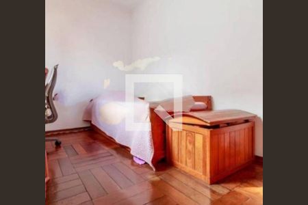 Casa à venda com 265m², 3 quartos e 2 vagas
