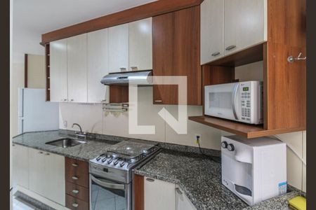 Apartamento à venda com 80m², 2 quartos e 2 vagasCozinha e Área de Serviço