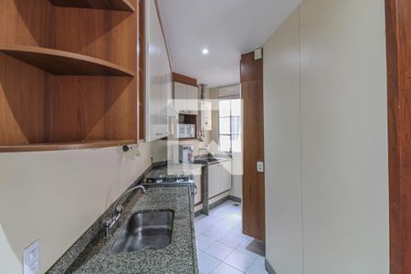 Apartamento à venda com 80m², 2 quartos e 2 vagasCozinha e Área de Serviço