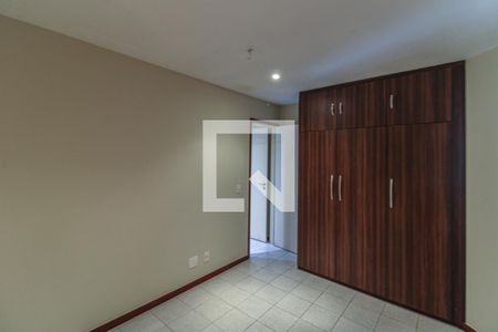 Apartamento à venda com 80m², 2 quartos e 2 vagasQuarto