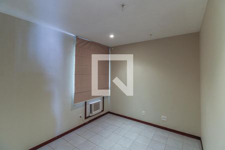 Apartamento à venda com 80m², 2 quartos e 2 vagasQuarto