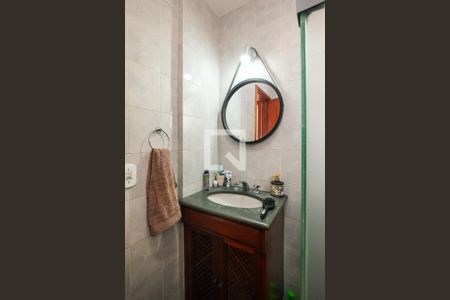 Apartamento à venda com 66m², 2 quartos e 1 vaga Apartamento à venda com 66m², 2 quartos e 1 vagaBanheiro