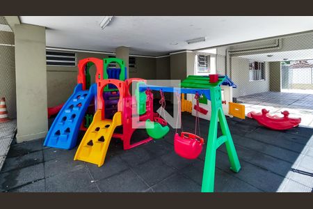 Apartamento à venda com 66m², 2 quartos e 1 vaga Apartamento à venda com 66m², 2 quartos e 1 vagaÁrea comum - Playground