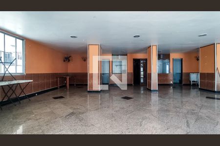 Apartamento à venda com 66m², 2 quartos e 1 vaga Apartamento à venda com 66m², 2 quartos e 1 vagaÁrea comum - Salão de festas