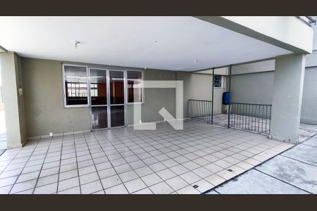 Apartamento à venda com 66m², 2 quartos e 1 vaga Apartamento à venda com 66m², 2 quartos e 1 vagaÁrea comum - Salão de festas