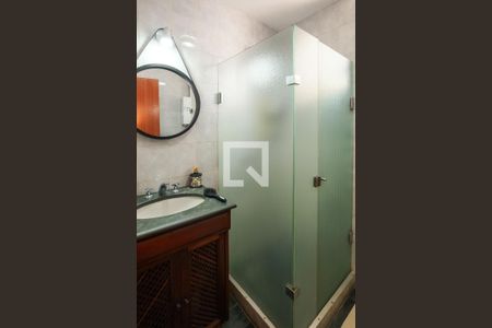 Apartamento à venda com 66m², 2 quartos e 1 vaga Apartamento à venda com 66m², 2 quartos e 1 vagaBanheiro