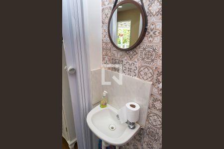 Casa à venda com 250m², 5 quartos e 3 vagasBanheiro Socila 1