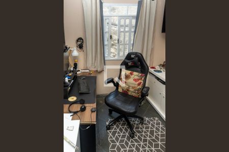 Casa à venda com 250m², 5 quartos e 3 vagasQuarto 1 Armários / Escritório