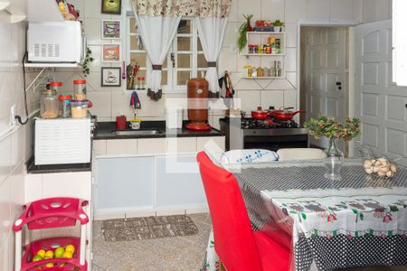 Casa à venda com 250m², 5 quartos e 3 vagasCopa-Cozinha