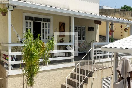 Casa à venda com 250m², 5 quartos e 3 vagasFachada da Casa