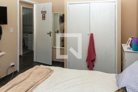 Casa à venda com 250m², 5 quartos e 3 vagasQuarto 3 - Armários