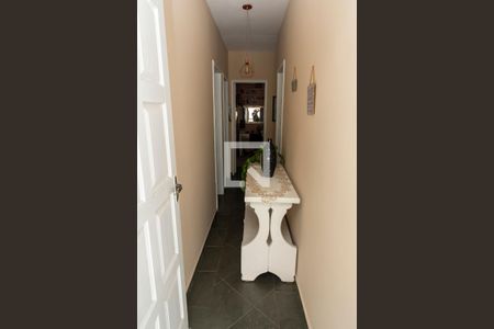 Casa à venda com 250m², 5 quartos e 3 vagasCorredor dos quartos