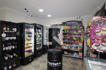 Apartamento à venda com 40m², 1 quarto e 1 vagamercado