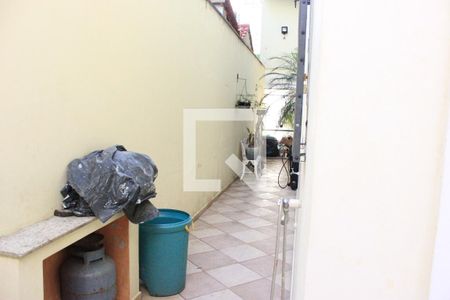 Casa à venda com 166m², 3 quartos e 3 vagasÁrea Externa