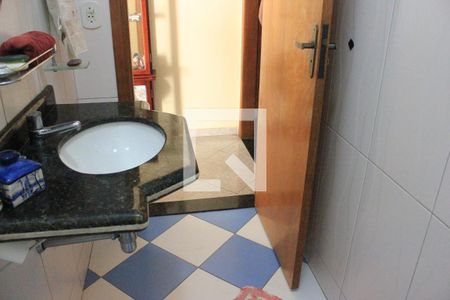 Casa à venda com 166m², 3 quartos e 3 vagasLavabo