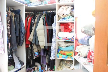 Casa à venda com 166m², 3 quartos e 3 vagasCloset do Quarto 1 