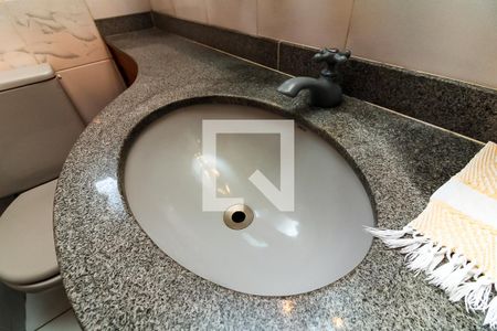 Apartamento para alugar com 190m², 3 quartos e 5 vagas Apartamento para alugar com 190m², 3 quartos e 5 vagasLavabo