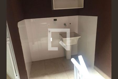 Casa à venda com 90m², 2 quartos e 2 vagas