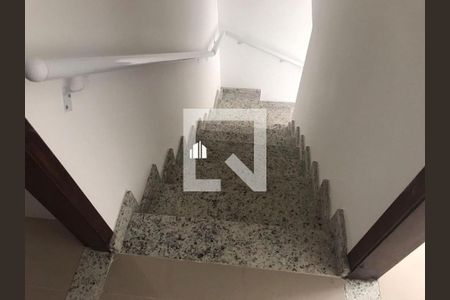 Casa à venda com 90m², 2 quartos e 2 vagas