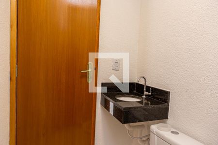 Apartamento à venda com 45m², 2 quartos e sem vaga Apartamento à venda com 45m², 2 quartos e sem vagaBanheiro