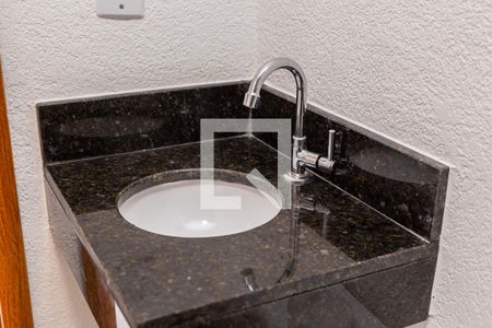 Apartamento à venda com 45m², 2 quartos e sem vaga Apartamento à venda com 45m², 2 quartos e sem vagaBanheiro