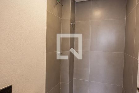 Apartamento à venda com 45m², 2 quartos e sem vaga Apartamento à venda com 45m², 2 quartos e sem vagaBanheiro
