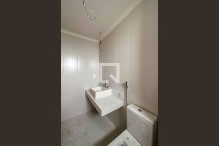 Apartamento à venda com 66m², 2 quartos e 1 vaga Apartamento à venda com 66m², 2 quartos e 1 vagaBanheiro