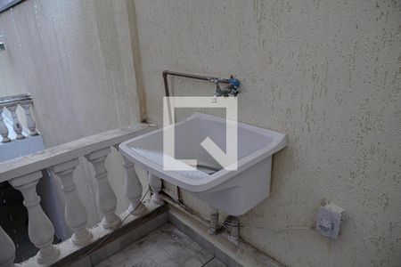 Casa à venda com 250m², 2 quartos e 4 vagas Casa à venda com 250m², 2 quartos e 4 vagasÁrea de Serviço