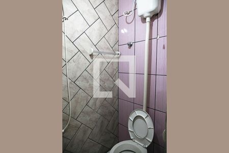 Casa à venda com 250m², 2 quartos e 4 vagas Casa à venda com 250m², 2 quartos e 4 vagasBanheiro Quarto / Sala