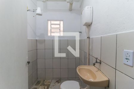 Banheiro de casa para alugar com 1 quarto, 30m² em Mogi Moderno, Mogi das Cruzes