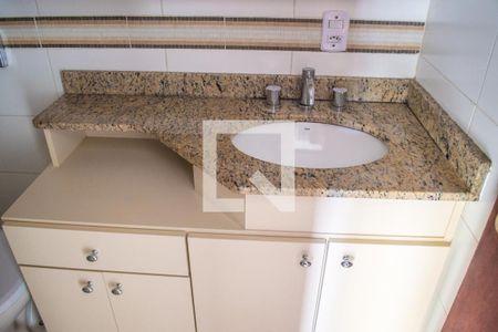 Apartamento à venda com 62m², 2 quartos e 2 vagas Apartamento à venda com 62m², 2 quartos e 2 vagasBanheiro social