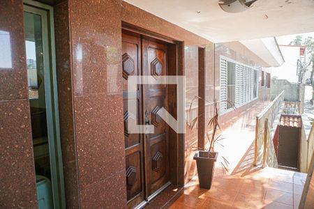 Casa à venda com 247m², 3 quartos e 6 vagas Casa à venda com 247m², 3 quartos e 6 vagasHall