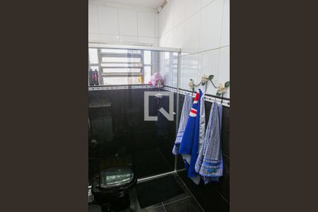 Casa à venda com 247m², 3 quartos e 6 vagas Casa à venda com 247m², 3 quartos e 6 vagasBanheiro da Suíte