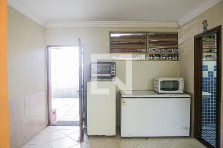 Casa à venda com 247m², 3 quartos e 6 vagas Casa à venda com 247m², 3 quartos e 6 vagasGaragem