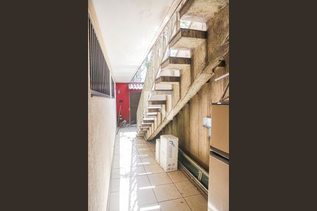 Casa à venda com 247m², 3 quartos e 6 vagas Casa à venda com 247m², 3 quartos e 6 vagasCorredor