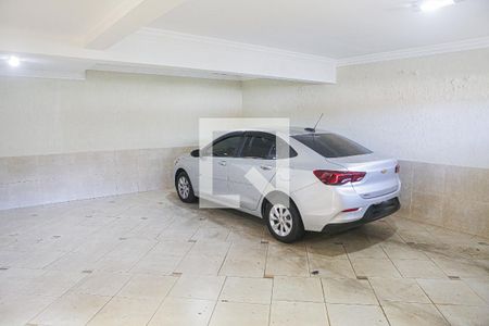 Casa à venda com 247m², 3 quartos e 6 vagas Casa à venda com 247m², 3 quartos e 6 vagasGaragem